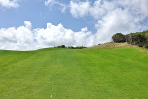 Cabot Saint Lucia (Point Hardy) 10th Approach